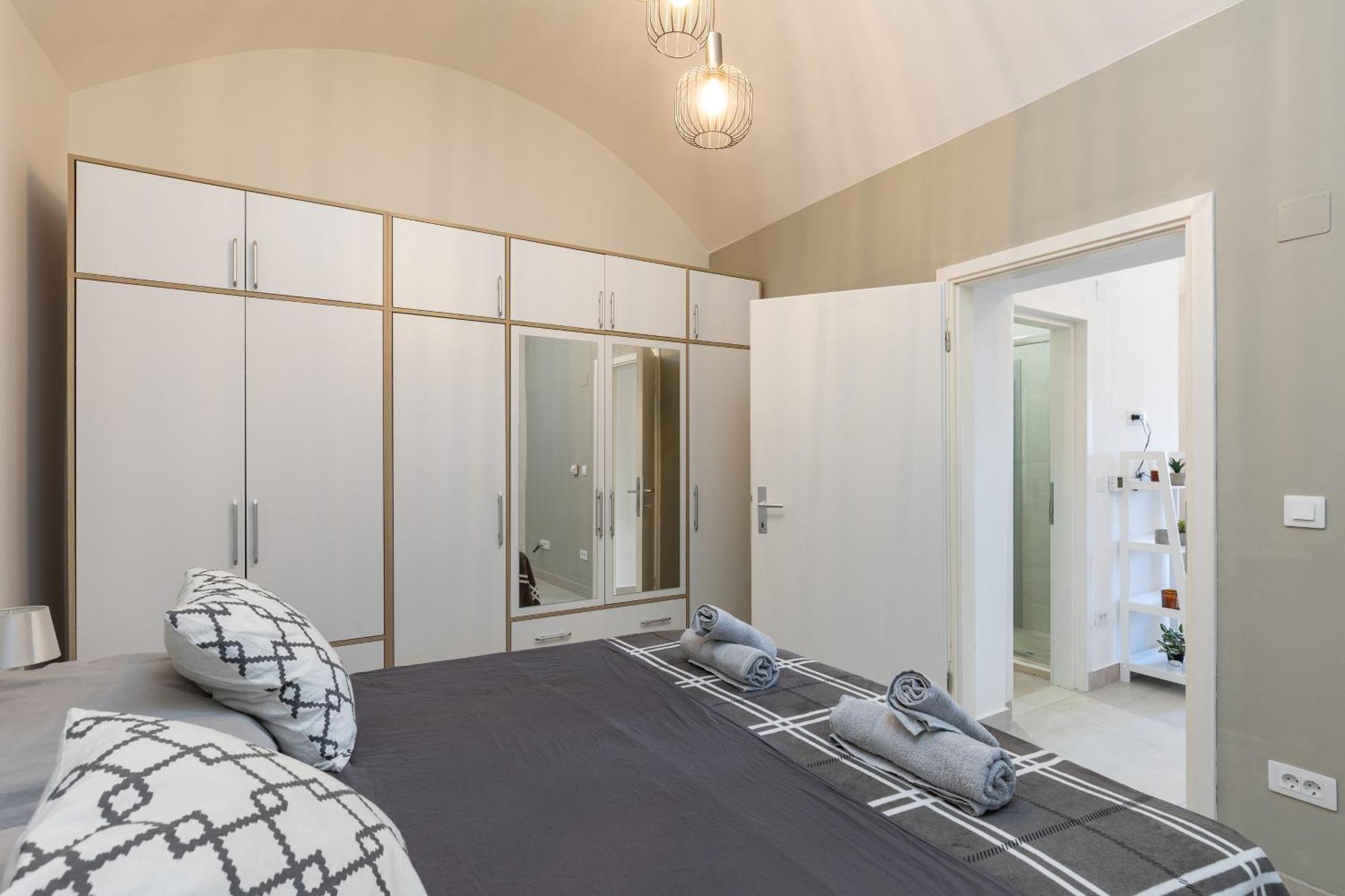 Harriete Apartment